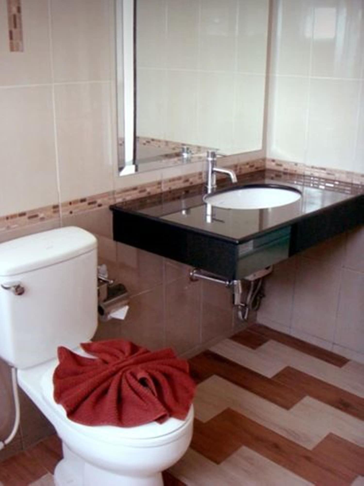 Grand Residence Jomtien Extérieur photo