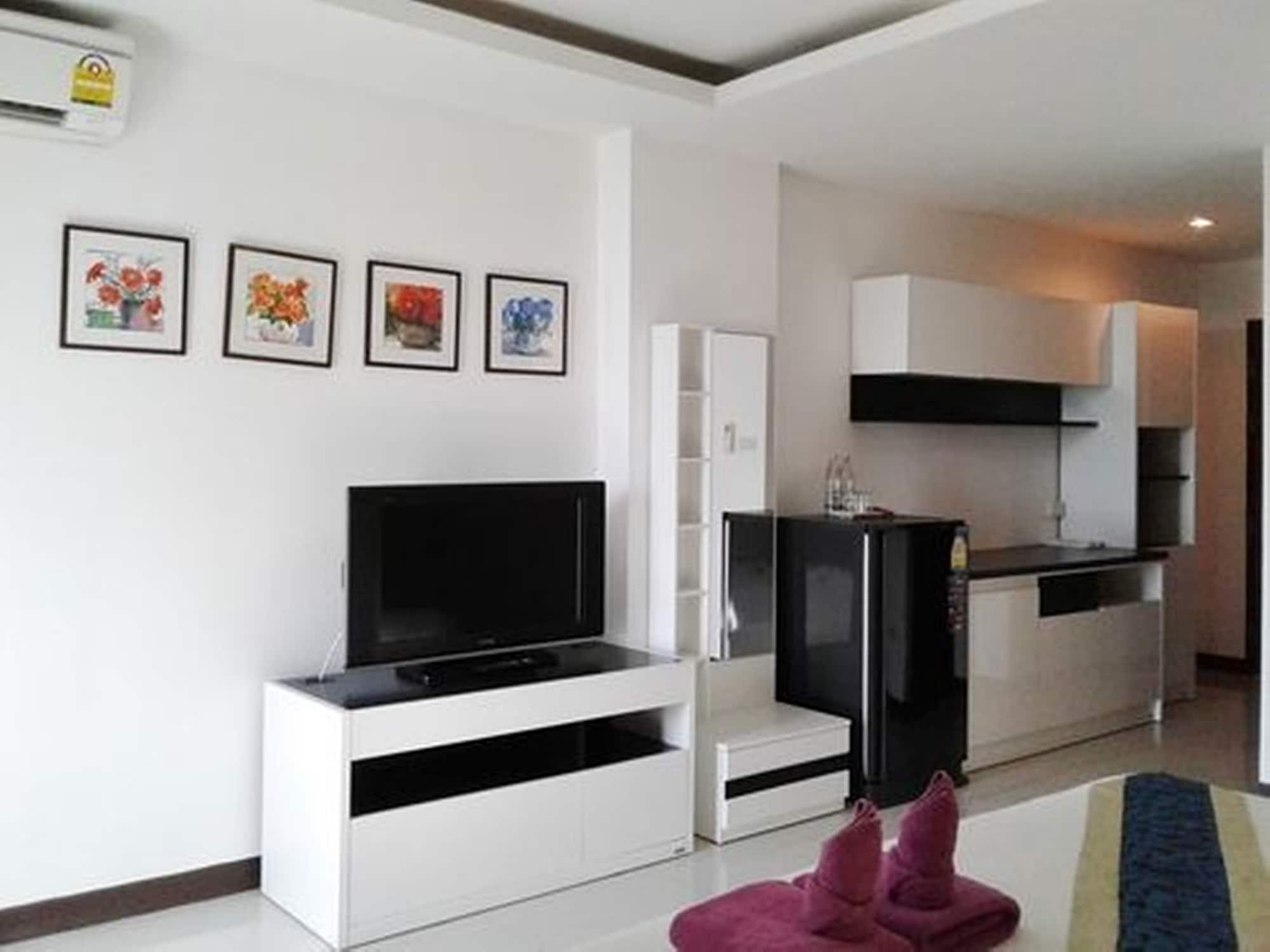 Grand Residence Jomtien Extérieur photo