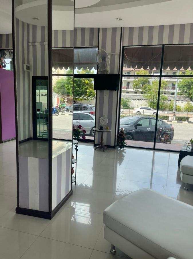 Grand Residence Jomtien Extérieur photo