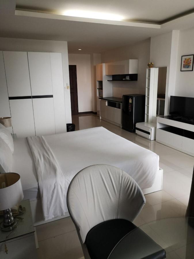 Grand Residence Jomtien Extérieur photo