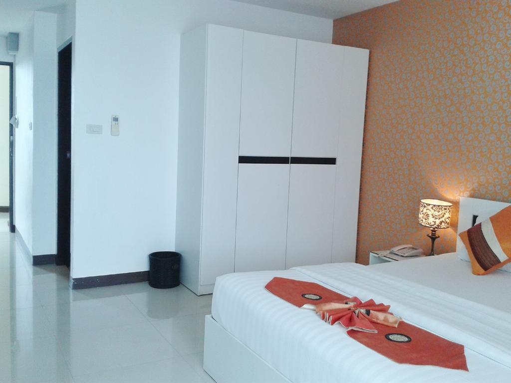 Grand Residence Jomtien Extérieur photo