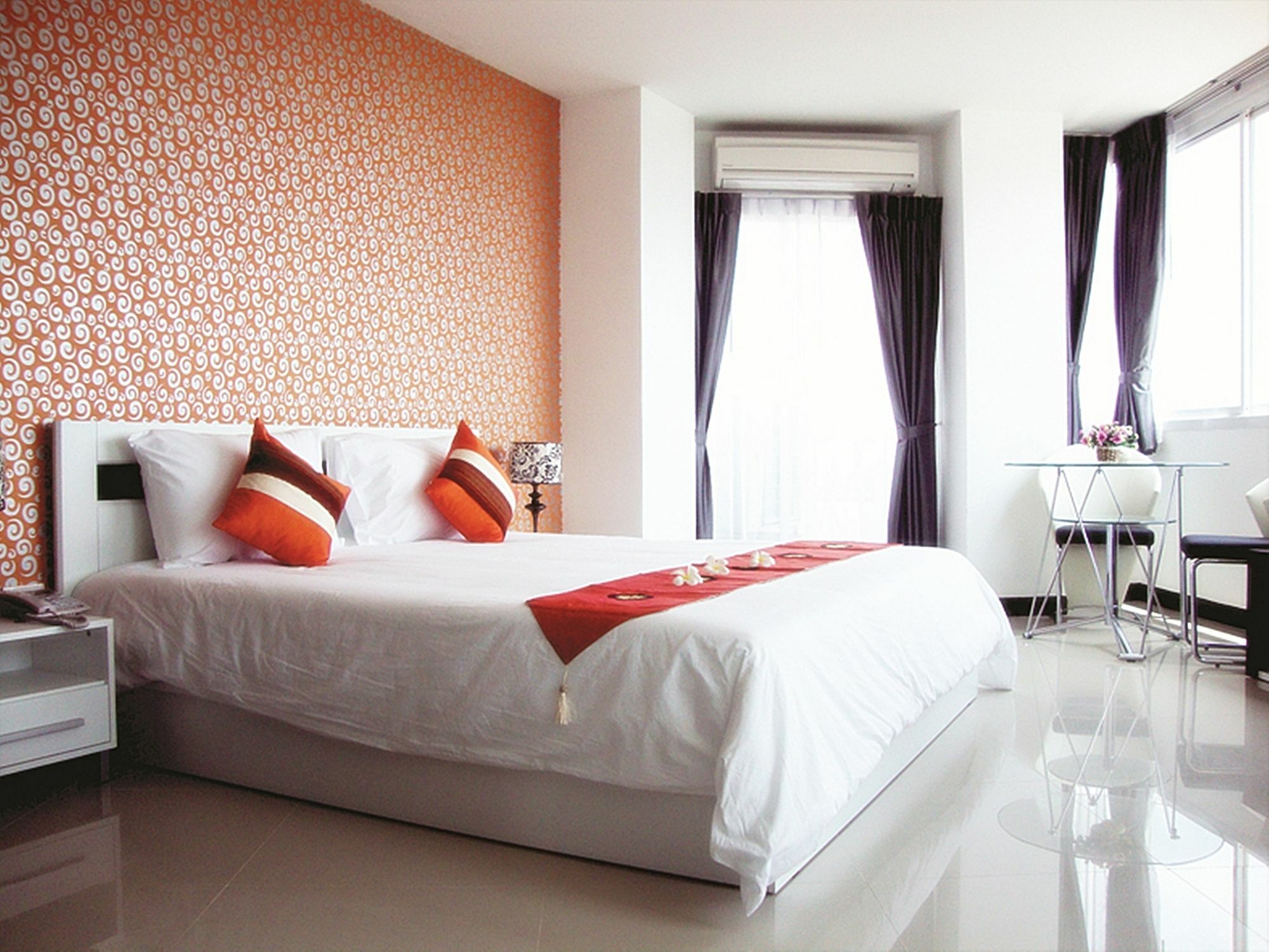 Grand Residence Jomtien Extérieur photo